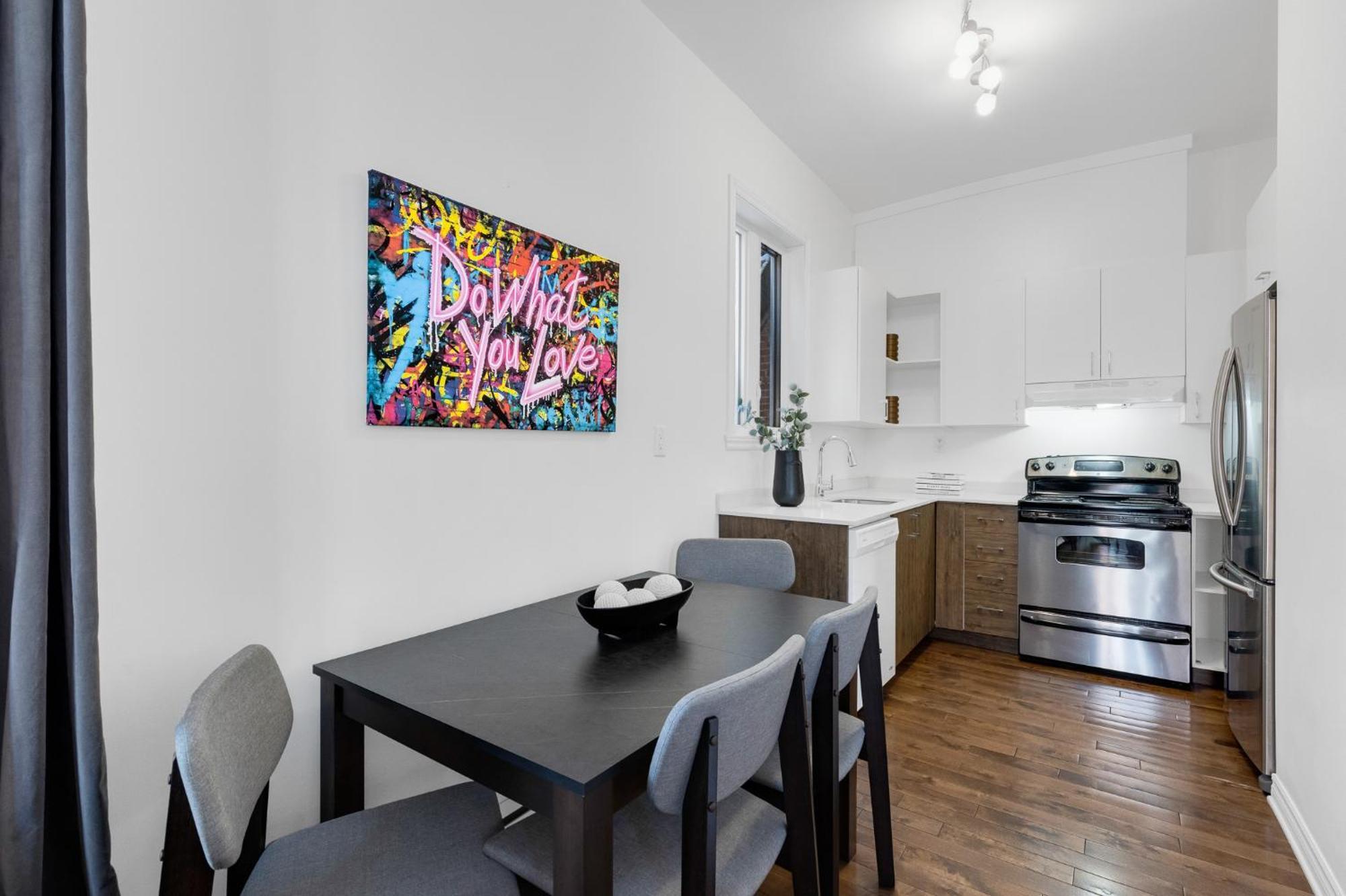 Liv Mtl Mtl Aparthotel Montreal Ngoại thất bức ảnh